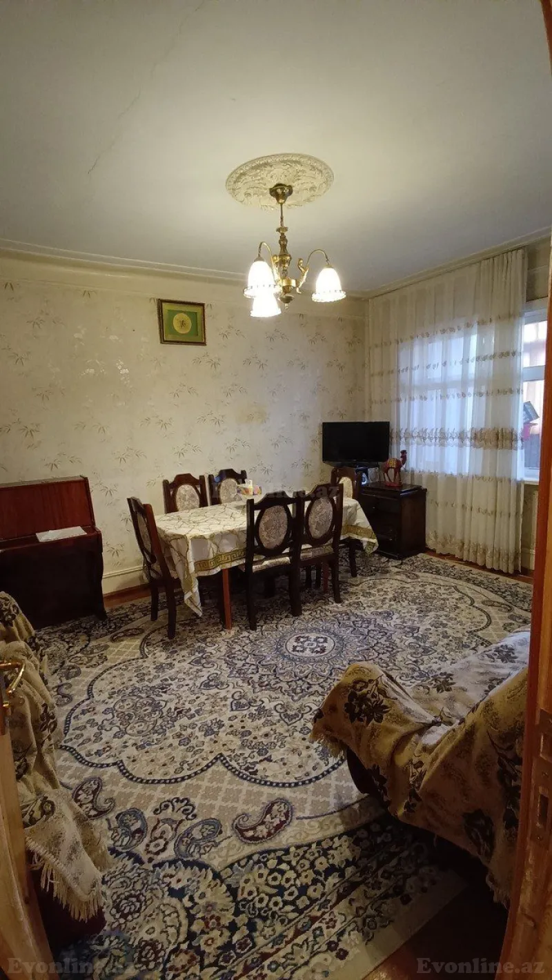 2 otaqlı Mənzil 55 m² Gəncə Kirayə verilir