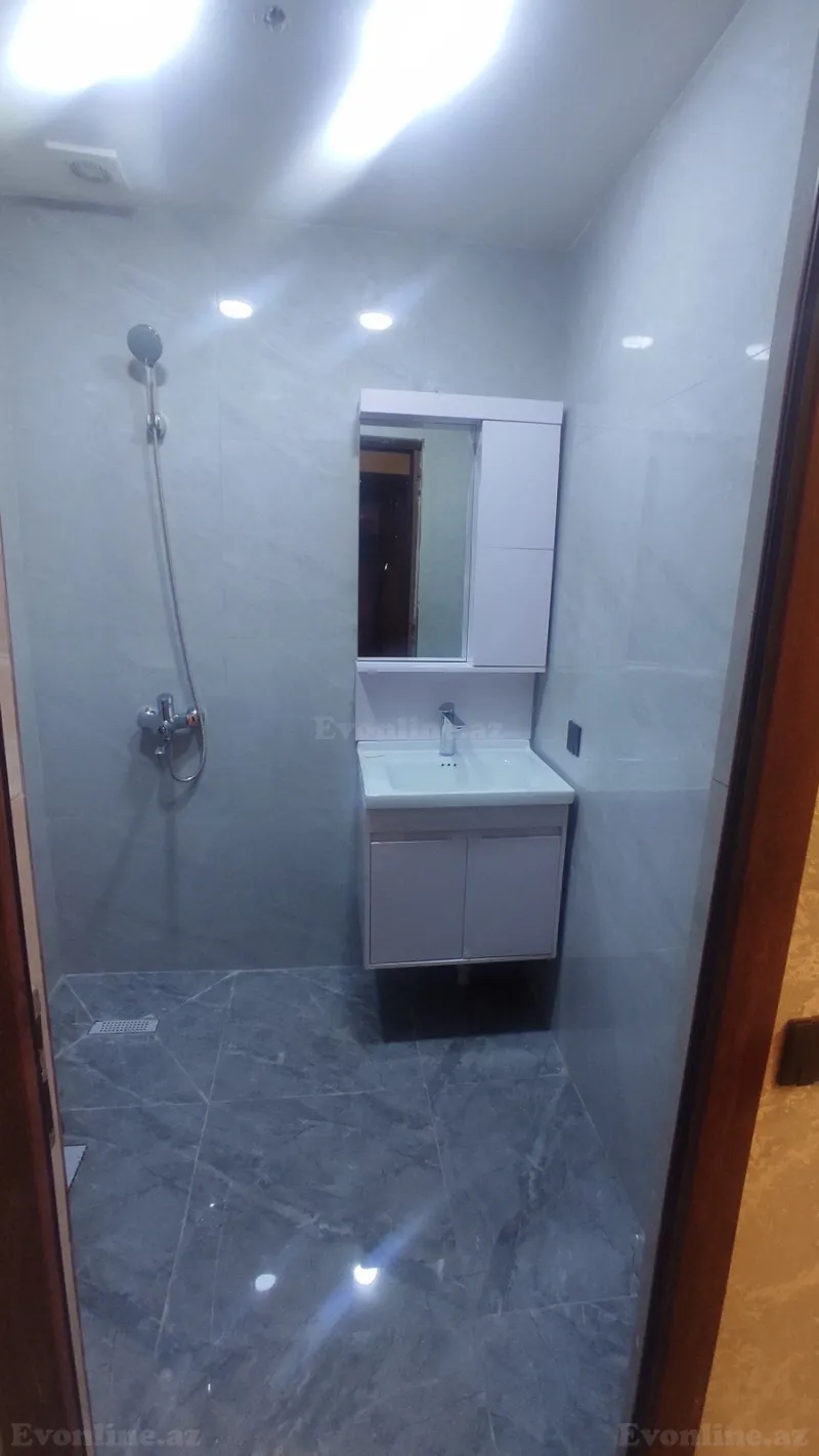 Satılır 6 otaqlı Mənzil Köhnə tikili 60 m² Həzi Aslanov - şəkil 5