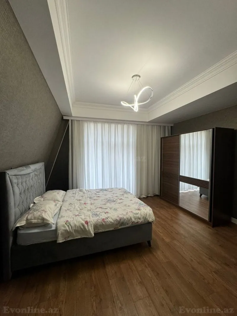 Kirayə verilir 4 otaqlı Mənzil Yeni tikili 145 m² Xətai m. - şəkil 5