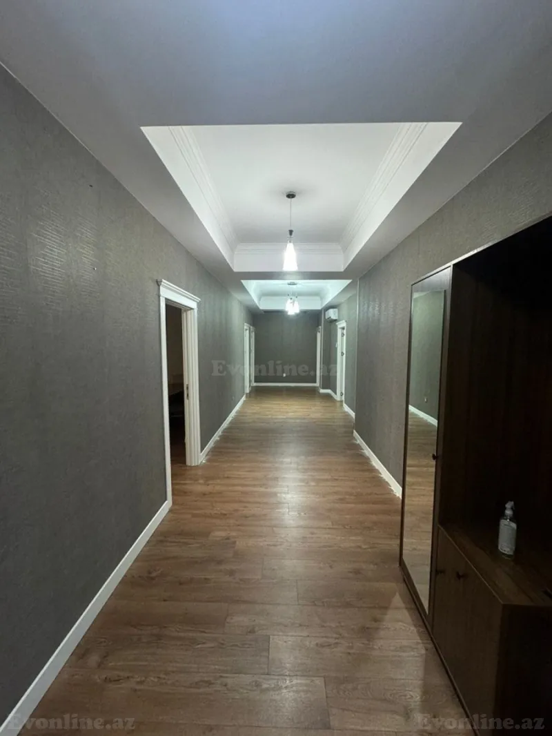 Kirayə verilir 4 otaqlı Mənzil Yeni tikili 145 m² Xətai m. - şəkil 10