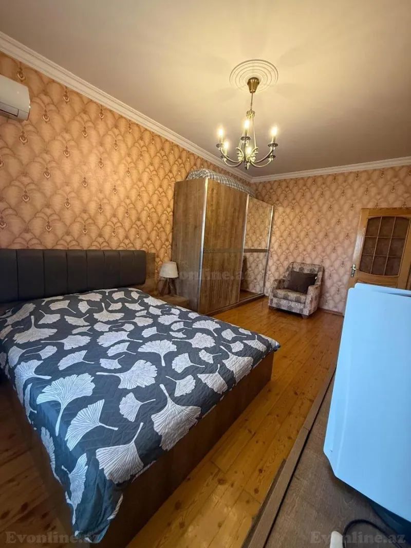 Satılır 4 otaqlı Mənzil Köhnə tikili 100 m² Həzi Aslanov m. - şəkil 8