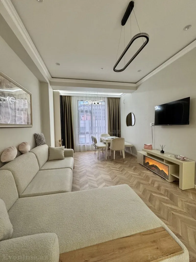 Satılır 2 otaqlı Mənzil Yeni tikili 67 m² Azadlıq prospekti m.