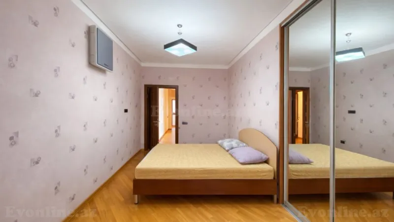 Satılır 4 otaqlı Mənzil Yeni tikili 212 m² Sahil m. - şəkil 10