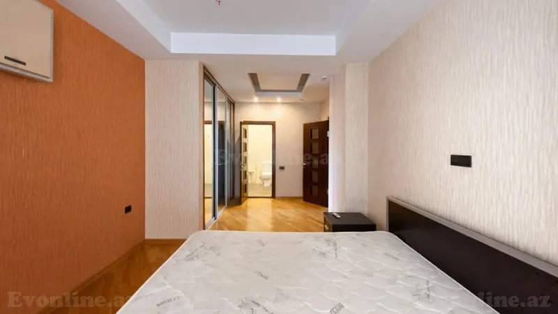 Satılır 4 otaqlı Mənzil Yeni tikili 212 m² Sahil m. - şəkil 12