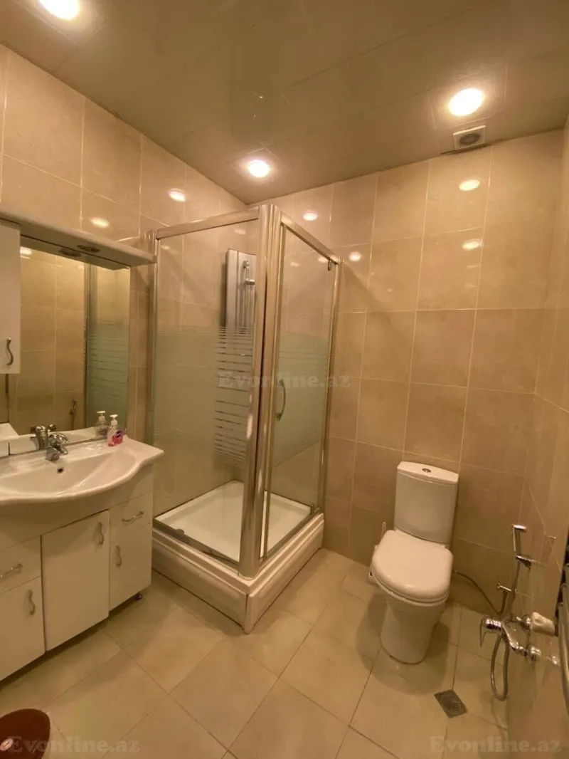 Satılır 4 otaqlı Mənzil Yeni tikili 212 m² Sahil m. - şəkil 16