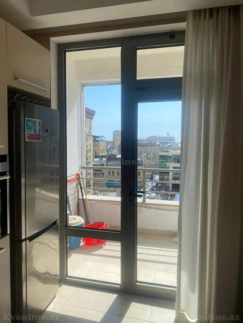 Satılır 4 otaqlı Mənzil Yeni tikili 212 m² Sahil m. - şəkil 20