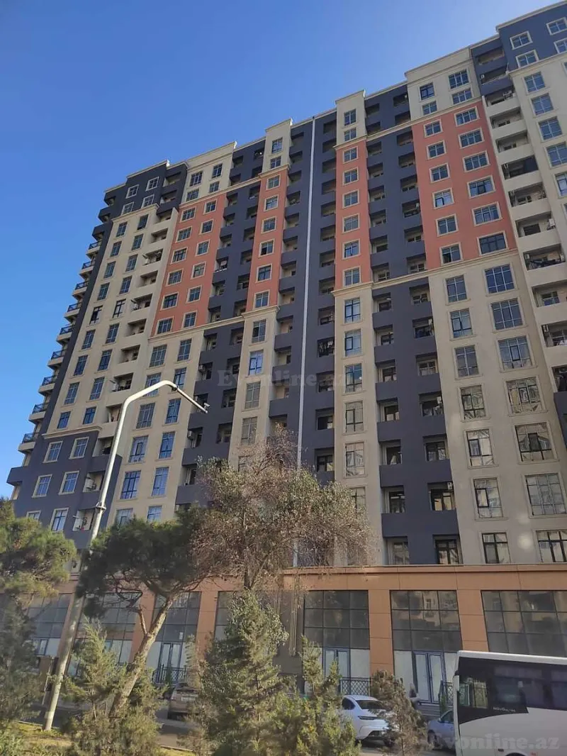 Satılır 4 otaqlı Mənzil Yeni tikili 126 m² 8-ci kilometr