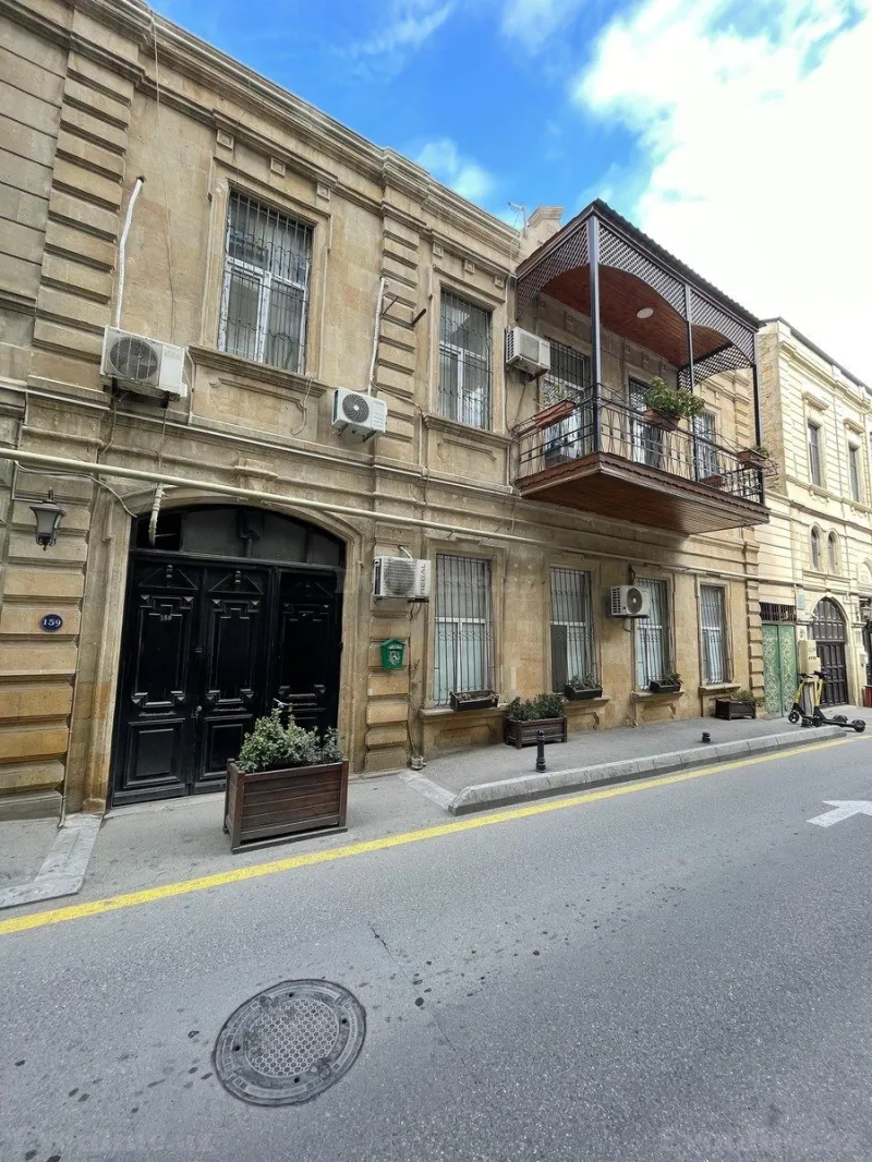 Satılır 1 otaqlı Mənzil Köhnə tikili 14 m² Sahil m. - şəkil 2