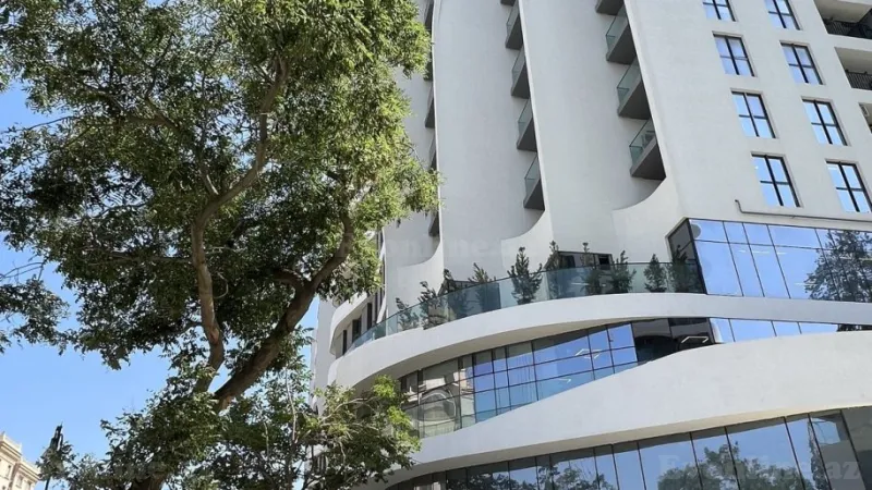 Satılır 5 otaqlı Mənzil Yeni tikili 303 m² Səbail r. - şəkil 8