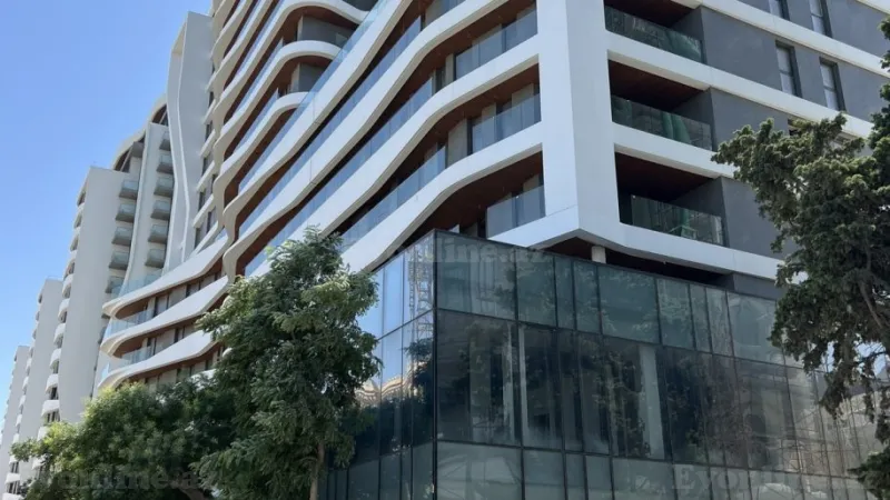 Satılır 5 otaqlı Mənzil Yeni tikili 303 m² Səbail r. - şəkil 9