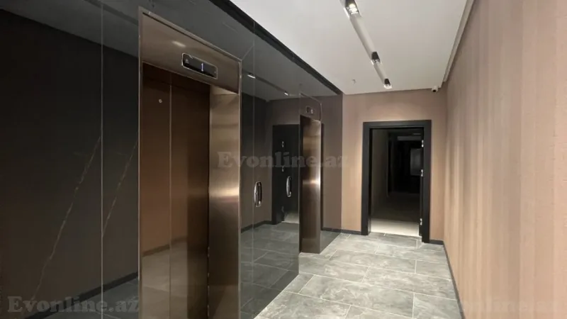 Satılır 5 otaqlı Mənzil Yeni tikili 303 m² Səbail r. - şəkil 12