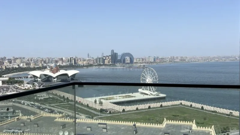 Satılır 5 otaqlı Mənzil Yeni tikili 303 m² Səbail r. - şəkil 18