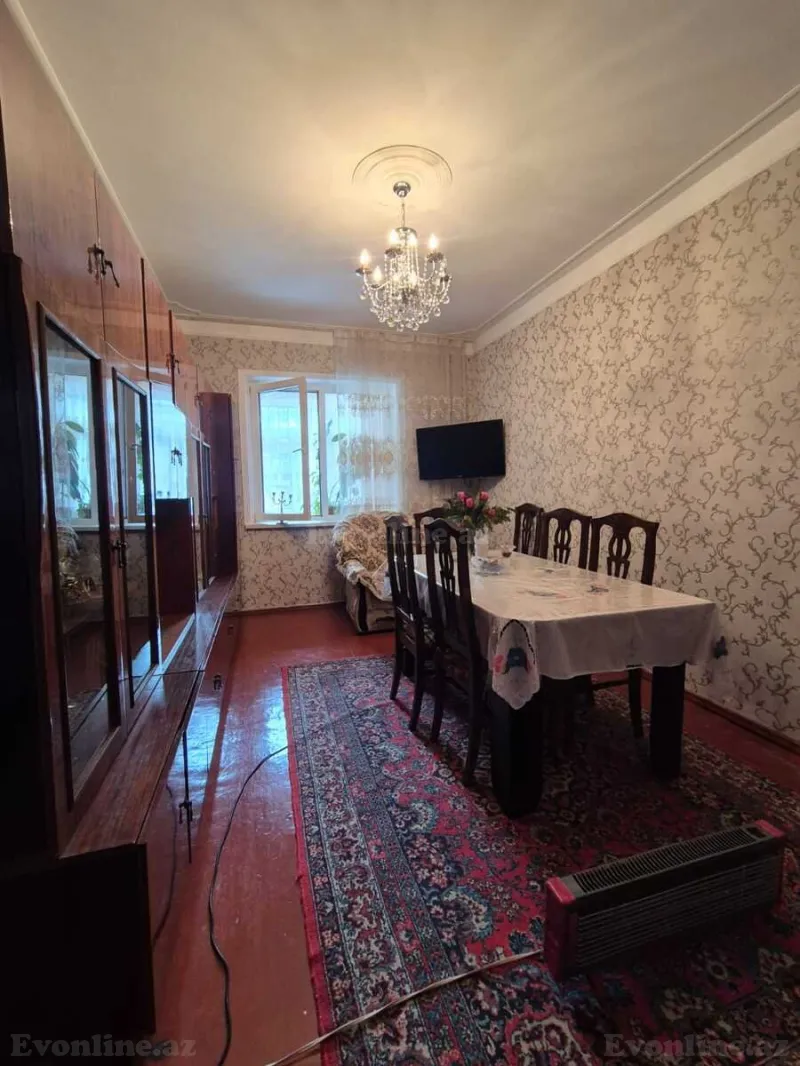 Satılır 4 otaqlı Mənzil Köhnə tikili 100 m² Yeni Yasamal - şəkil 2