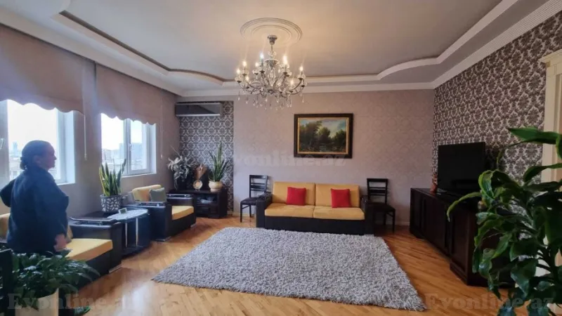 Satılır 4 otaqlı Mənzil Yeni tikili 170 m² Binəqədi r. - şəkil 2