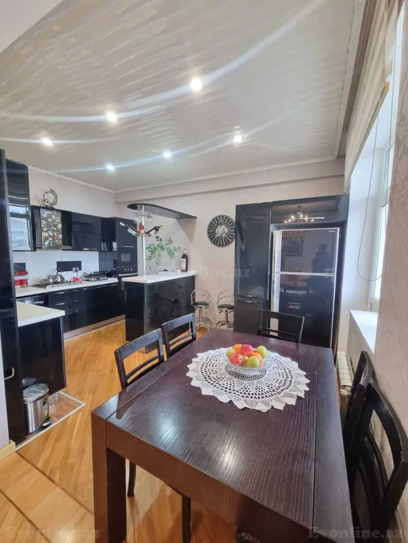 Satılır 4 otaqlı Mənzil Yeni tikili 170 m² Binəqədi r. - şəkil 5