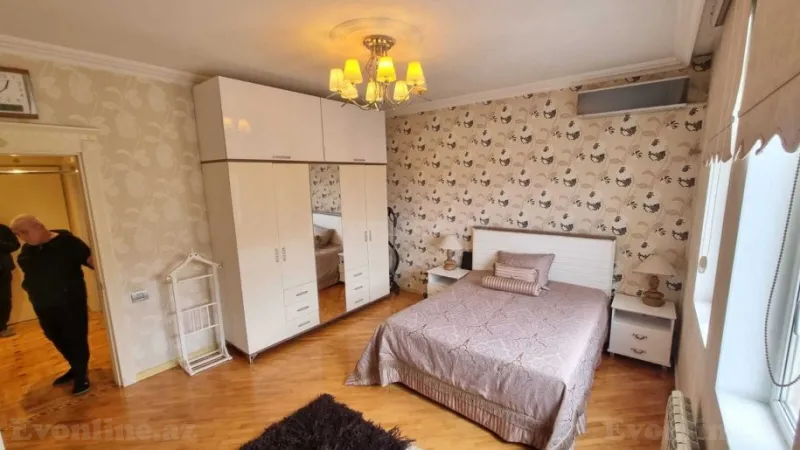 Satılır 4 otaqlı Mənzil Yeni tikili 170 m² Binəqədi r. - şəkil 8