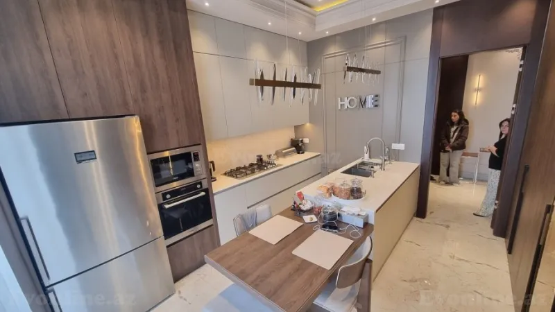 Satılır 4 otaqlı Mənzil Yeni tikili 150 m² Gənclik m. - şəkil 2