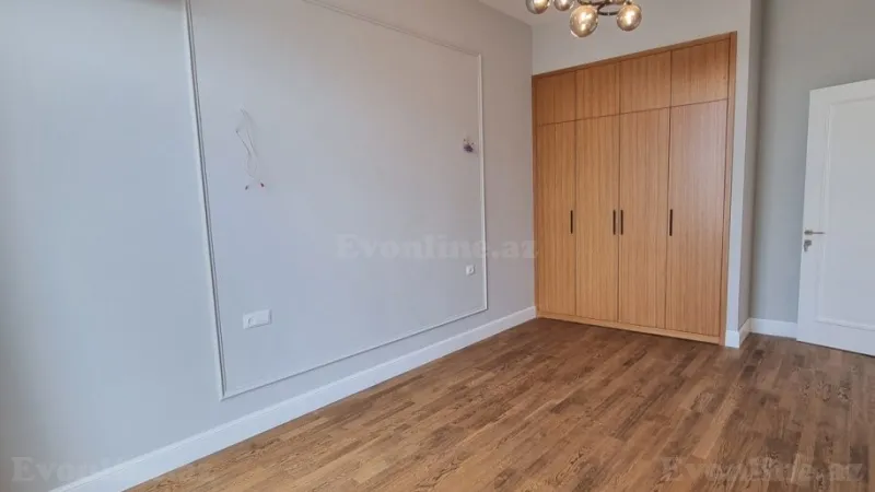 Satılır 4 otaqlı Mənzil Yeni tikili 150 m² Gənclik m. - şəkil 4