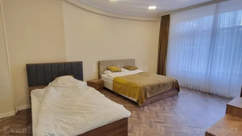 Satılır 4 otaqlı Mənzil Yeni tikili 300 m² Nizami m. - şəkil 7