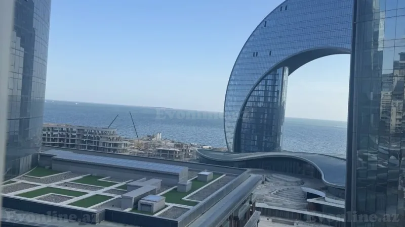 Satılır 4 otaqlı Mənzil Yeni tikili 241 m² 28 May m.