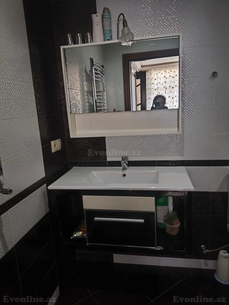 Kirayə verilir 3 otaqlı Mənzil Yeni tikili 160 m² Xətai m. - şəkil 8