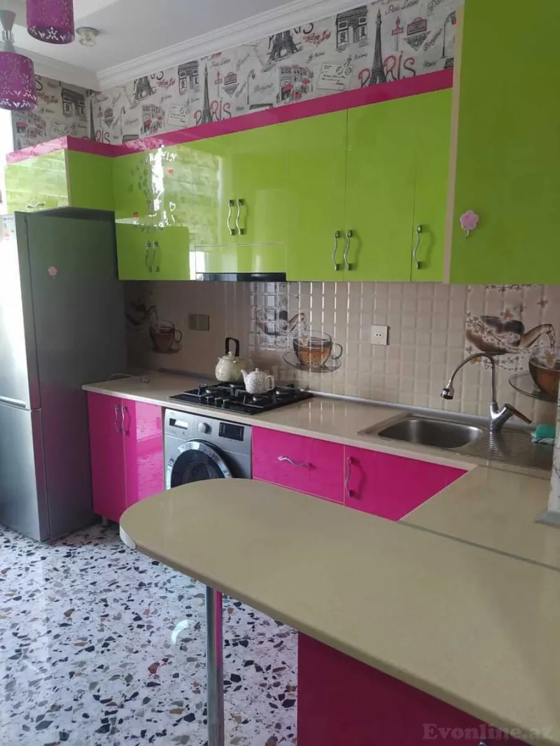Kirayə verilir 2 otaqlı Mənzil Köhnə tikili 65 m² Masazır