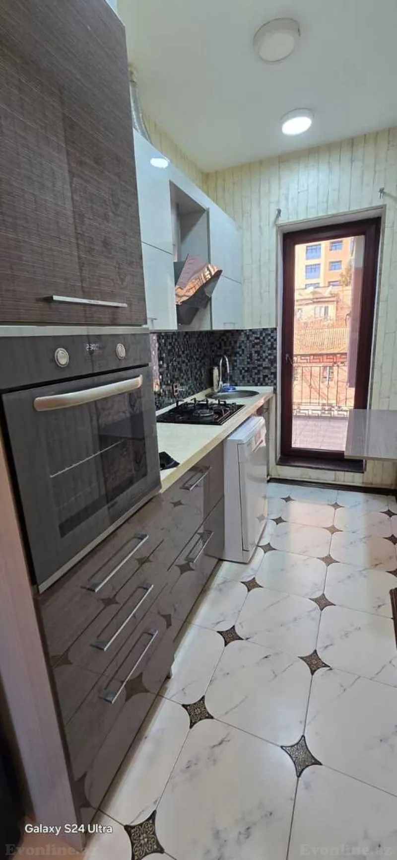 Kirayə verilir 3 otaqlı Mənzil Köhnə tikili 85 m² Nəsimi r. - şəkil 3