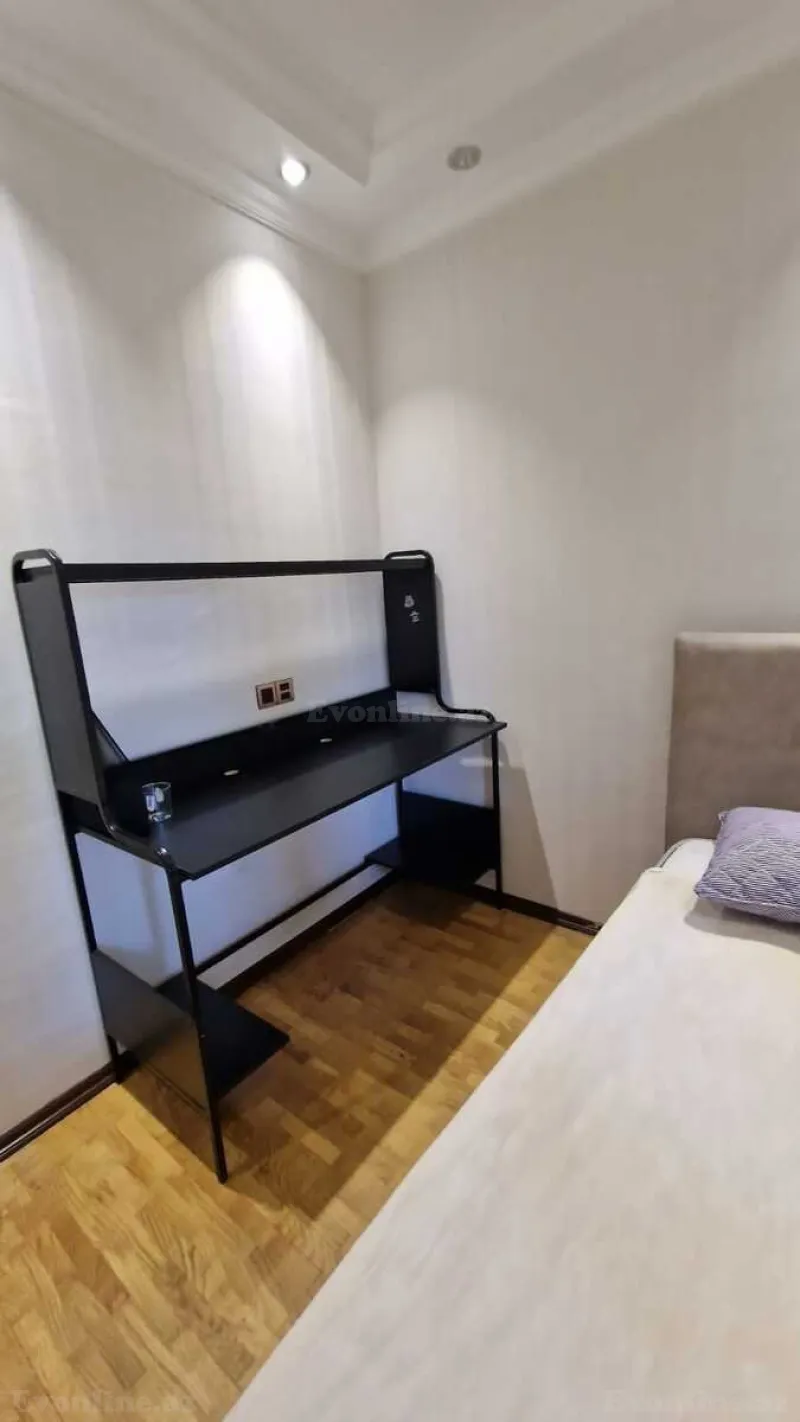 Kirayə verilir 3 otaqlı Mənzil Köhnə tikili 85 m² Nəsimi r. - şəkil 14