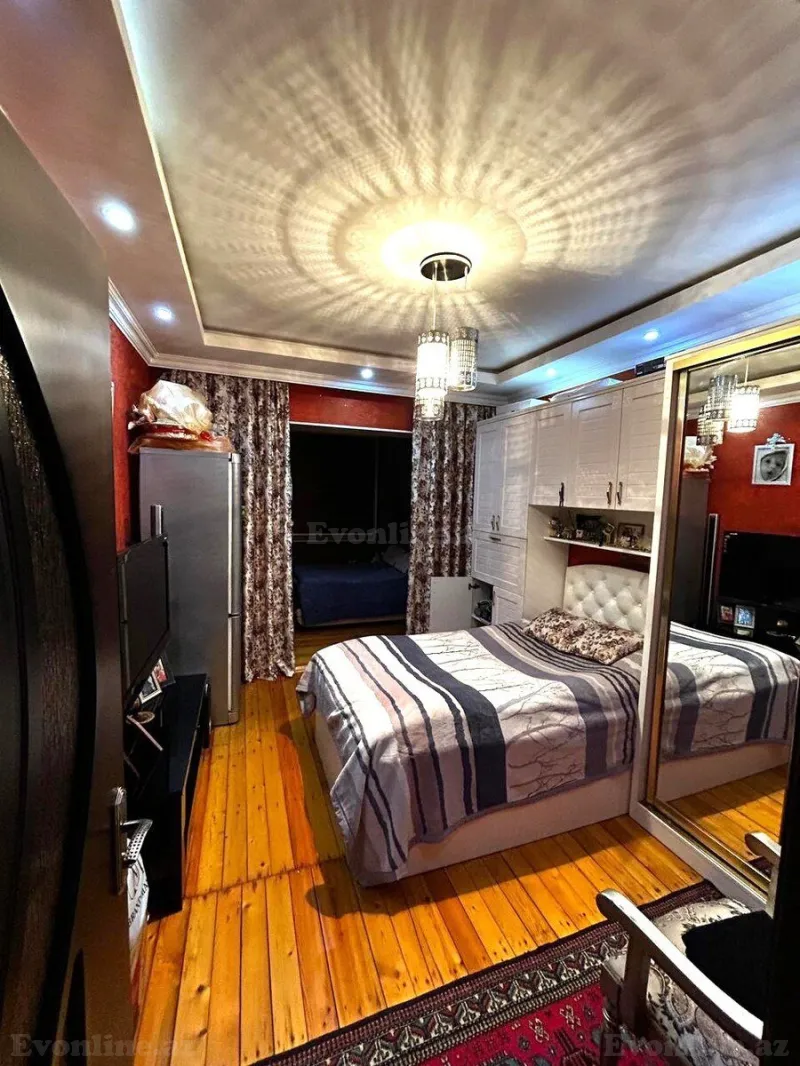 Satılır 3 otaqlı Mənzil Köhnə tikili 75 m² Əhmədli m. - şəkil 3