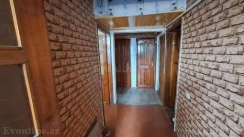 Satılır 3 otaqlı Mənzil Köhnə tikili 65 m² Azadlıq prospekti m.