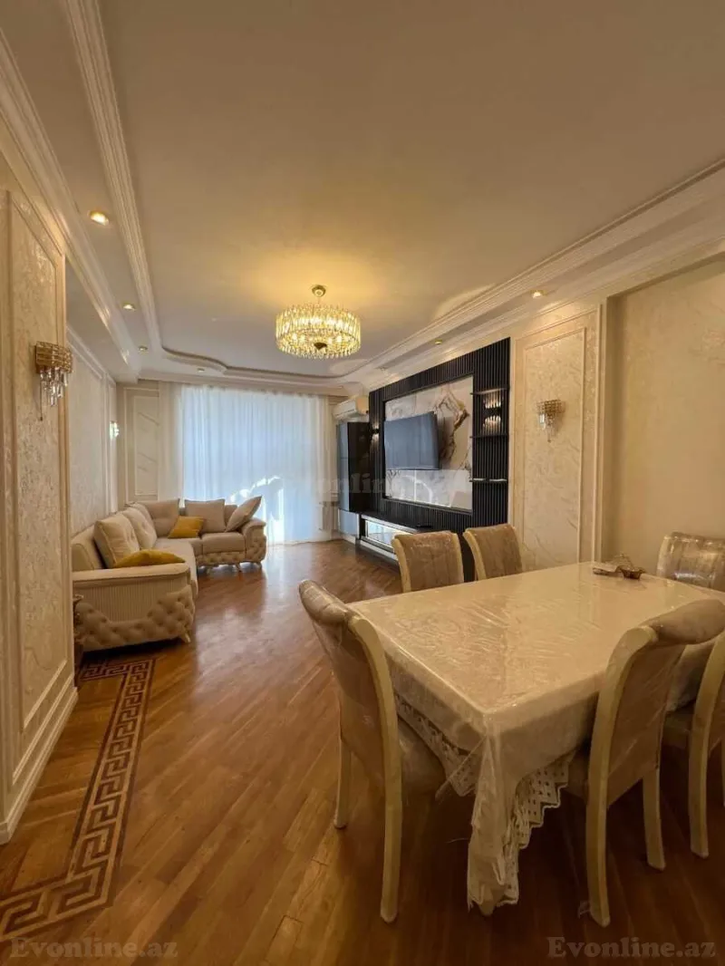 Satılır 3 otaqlı Mənzil Yeni tikili 140 m² 28 May m.