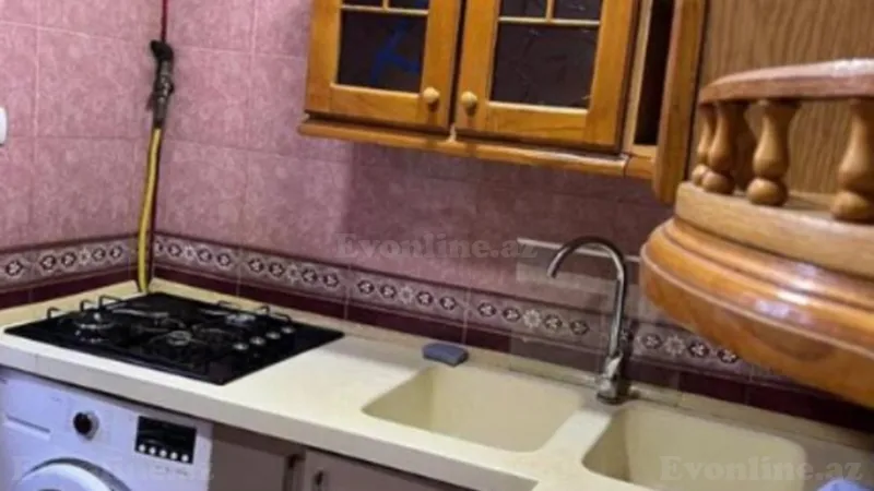 Kirayə verilir 2 otaqlı Mənzil Köhnə tikili 60 m² Memar Əcəmi m. - şəkil 3