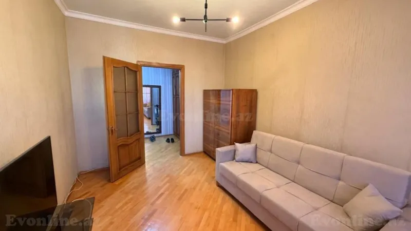 Kirayə verilir 3 otaqlı Mənzil Köhnə tikili 90 m² Nərimanov r. - şəkil 10