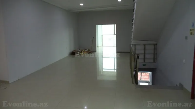 Kirayə verilir Ofis 300 m² Xətai r.