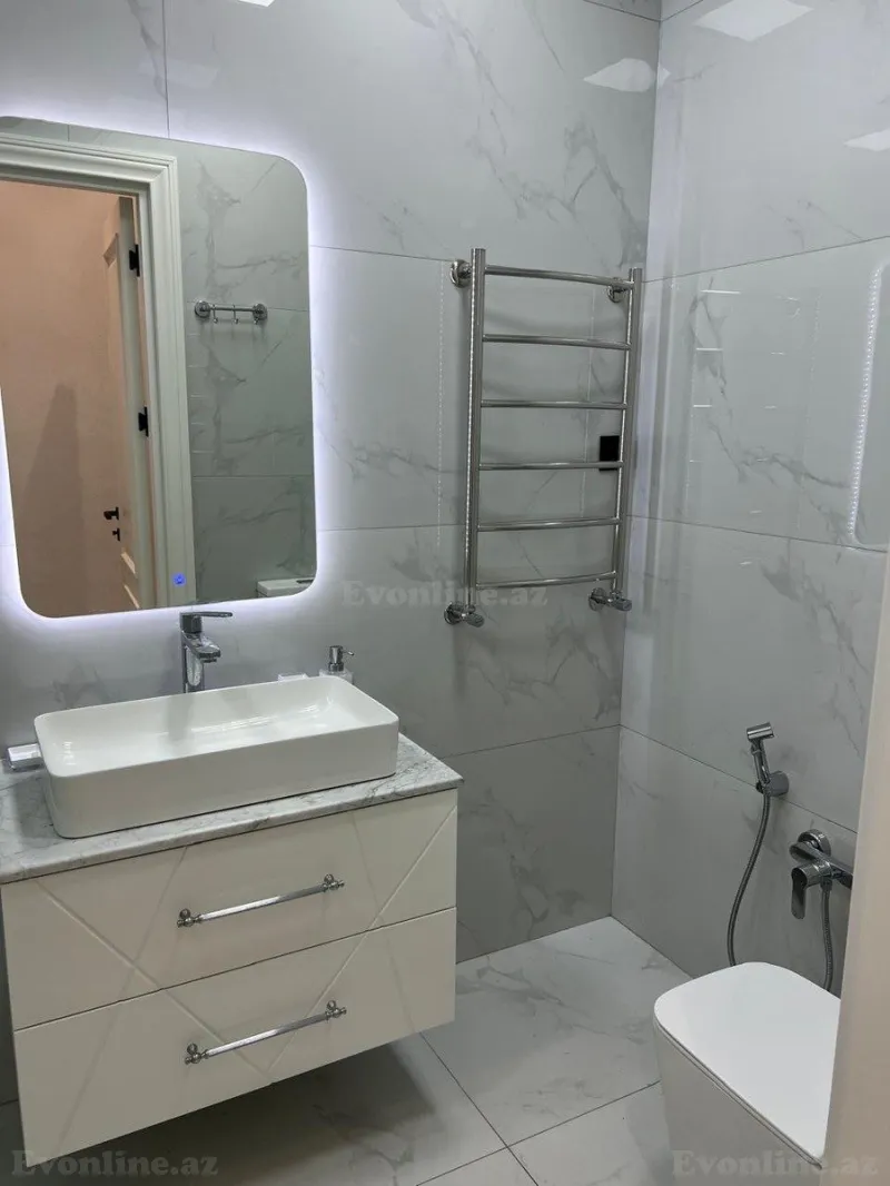 Kirayə verilir 3 otaqlı Mənzil Yeni tikili 80 m² İçərişəhər m. - şəkil 26