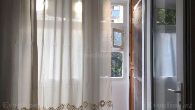 Kirayə verilir 1 otaqlı Mənzil Köhnə tikili 30 m² İnşaatçılar m. - şəkil 4