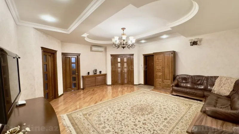 Satılır 3 otaqlı Mənzil Yeni tikili 150 m² İnşaatçılar m. - şəkil 3