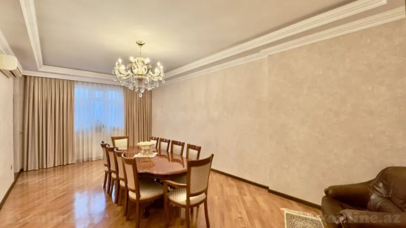 Satılır 3 otaqlı Mənzil Yeni tikili 150 m² İnşaatçılar m. - şəkil 5