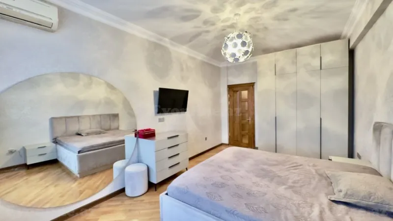 Satılır 3 otaqlı Mənzil Yeni tikili 150 m² İnşaatçılar m. - şəkil 7