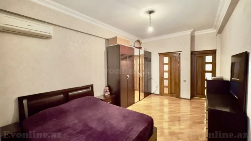 Satılır 3 otaqlı Mənzil Yeni tikili 150 m² İnşaatçılar m. - şəkil 10