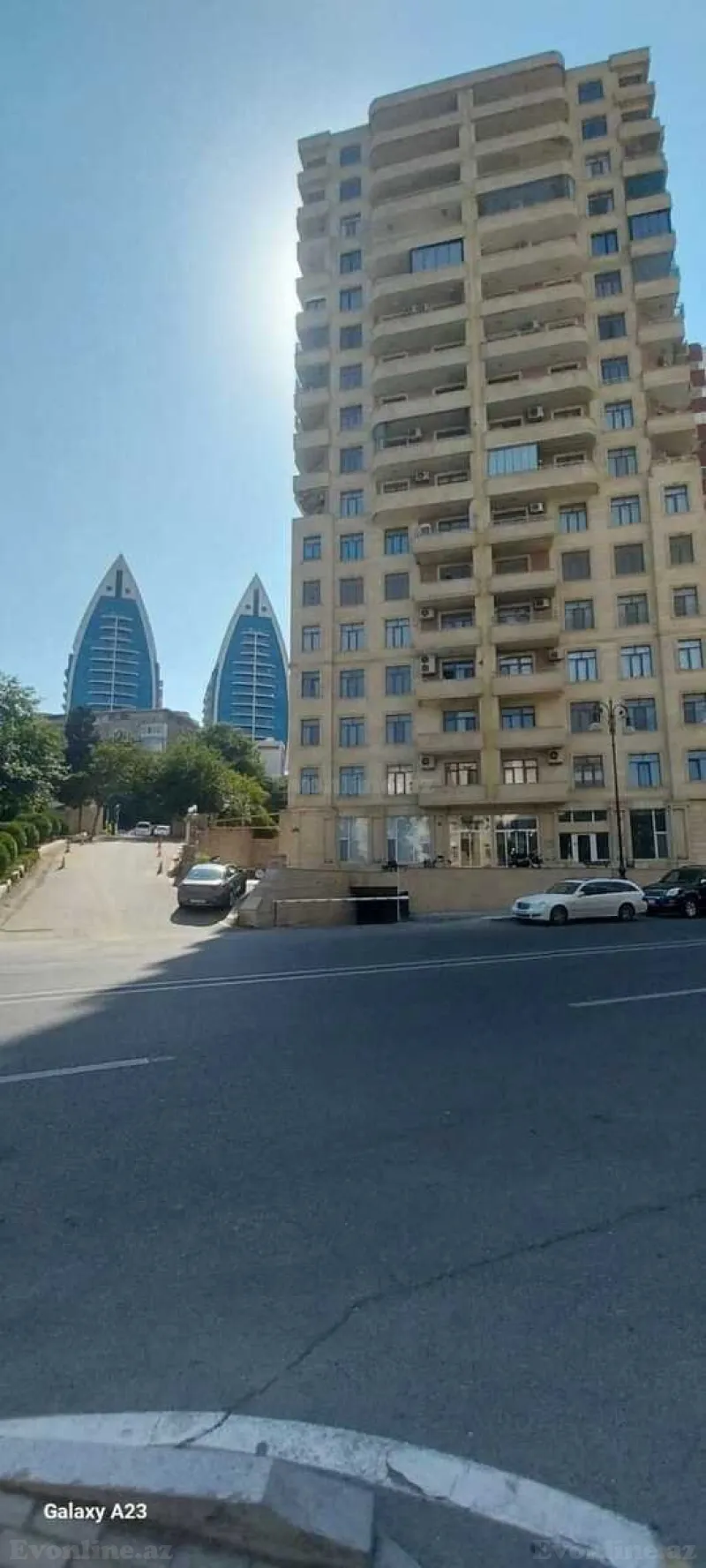 Satılır Ofis 680 m² İçərişəhər m.