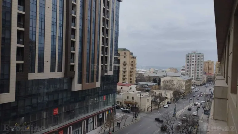 Satılır 3 otaqlı Mənzil Yeni tikili 148 m² Nizami m. - şəkil 3