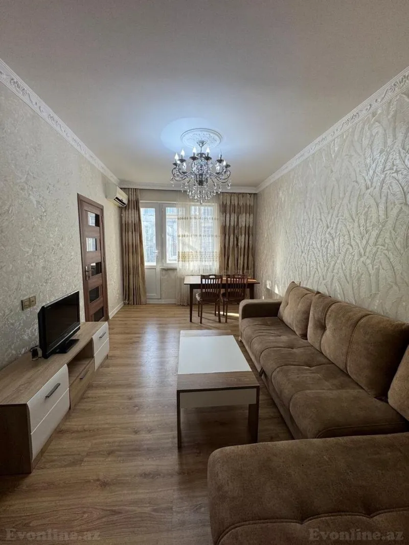 Satılır 2 otaqlı Mənzil Köhnə tikili 55 m² 4-cü mikrorayon - şəkil 2