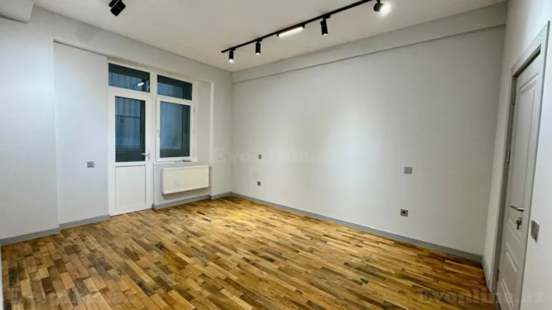 Kirayə verilir Ofis 25 m² Nizami m. - şəkil 3