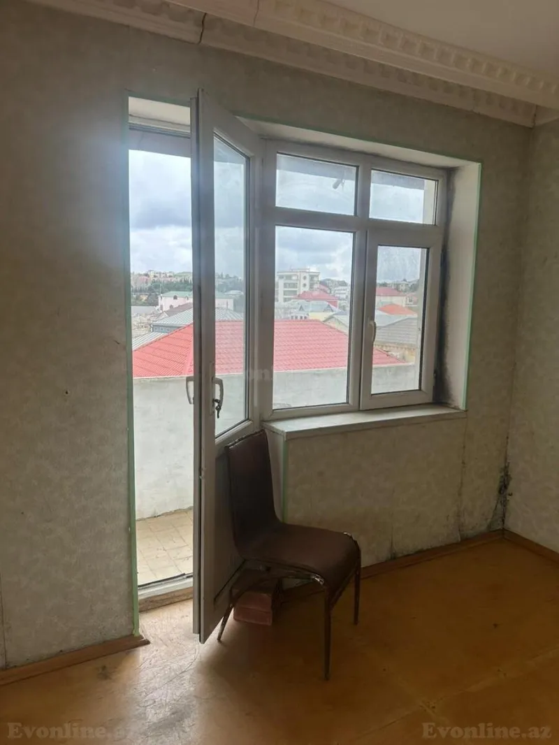 Satılır 4 otaqlı Mənzil Köhnə tikili 130 m² Sabunçu r. - şəkil 13
