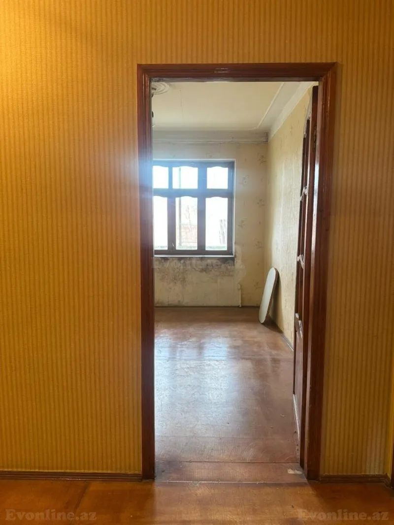 Satılır 4 otaqlı Mənzil Köhnə tikili 130 m² Sabunçu r. - şəkil 15