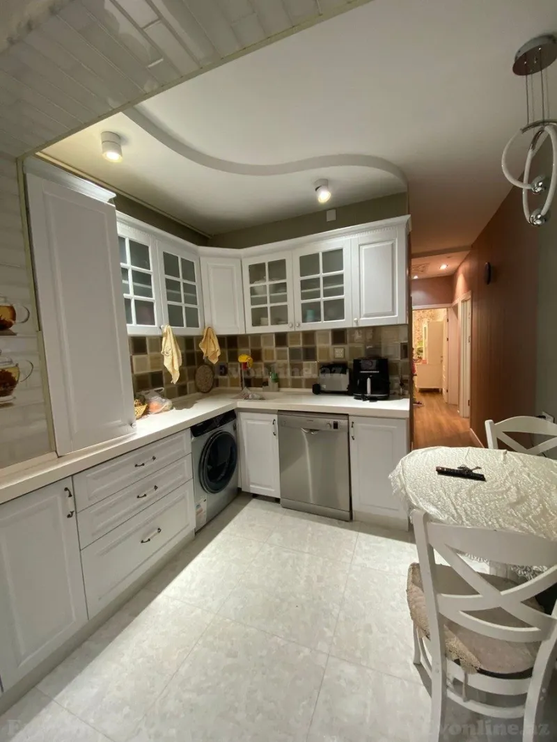 Satılır 3 otaqlı Mənzil Köhnə tikili 90 m² Yeni Yasamal - şəkil 14