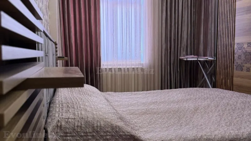 Satılır 3 otaqlı Mənzil Yeni tikili 110 m² 8 Noyabr m. - şəkil 3