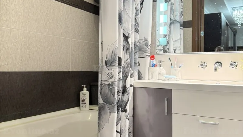 Satılır 3 otaqlı Mənzil Yeni tikili 110 m² 8 Noyabr m. - şəkil 24