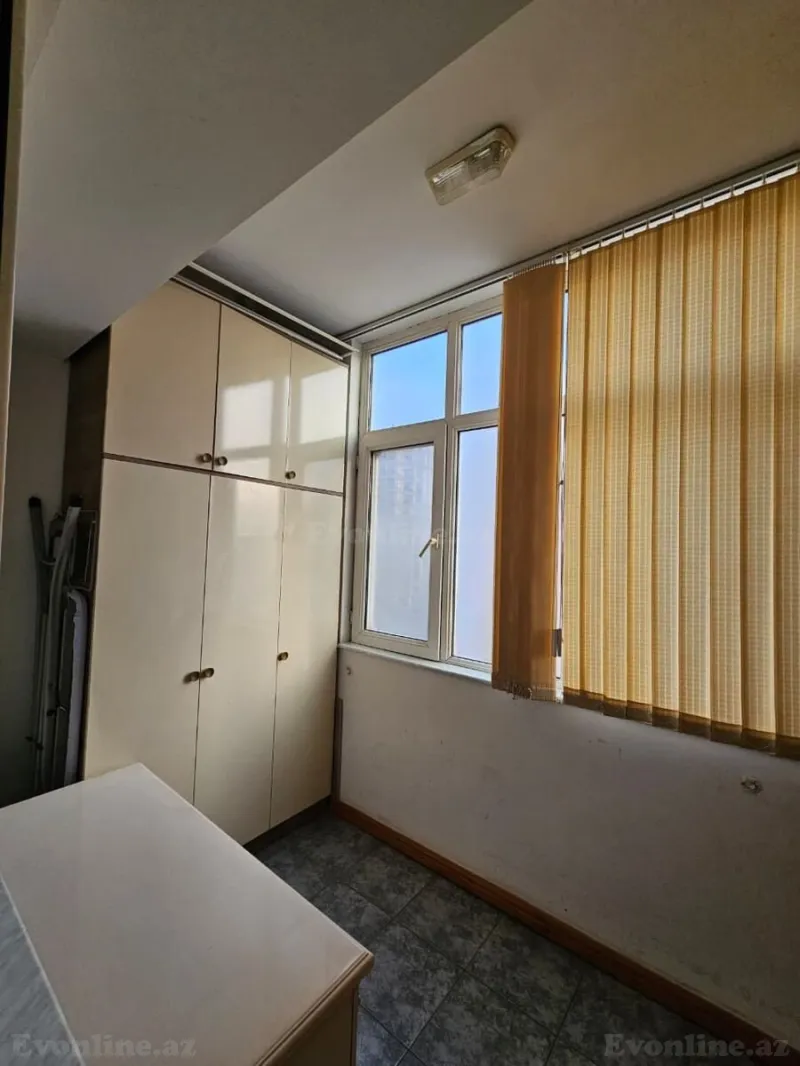 Satılır 2 otaqlı Mənzil Köhnə tikili 65 m² Nəriman Nərimanov m. - şəkil 10